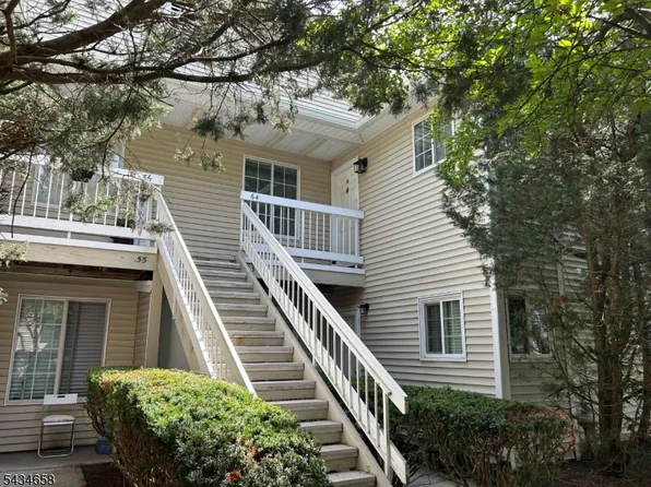 64 Sage Court, Bedminster Twp., NJ 07921