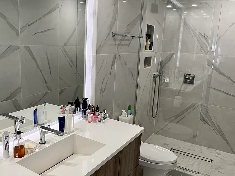 275 Beach Rd #B201 — Photo 8