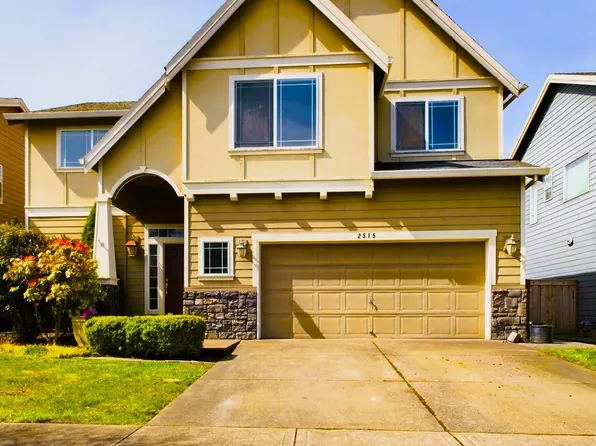 2515 N Roger Smith Dr, Newberg, OR 97132
