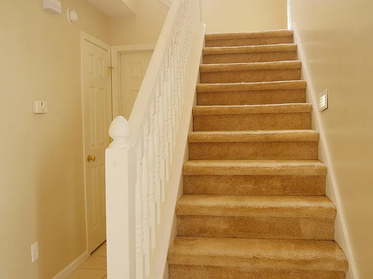 2622 E Oaklawn Ct — Photo 10