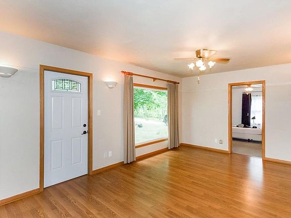 2nd image of 2690 SE 128th St