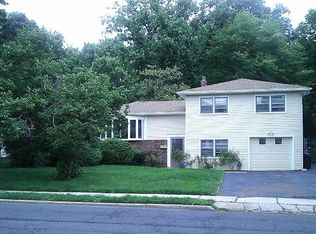 351 Douglas Rd, Roselle, NJ 07203