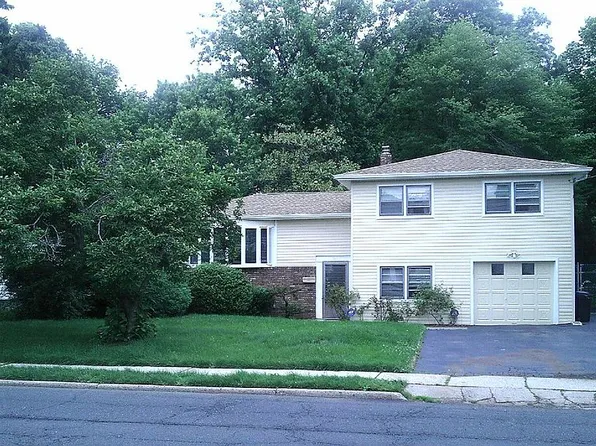 351 Douglas Rd, Roselle, NJ 07203
