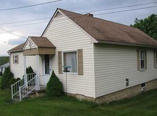 108 Mineral Ave, Cairnbrook, PA 15924