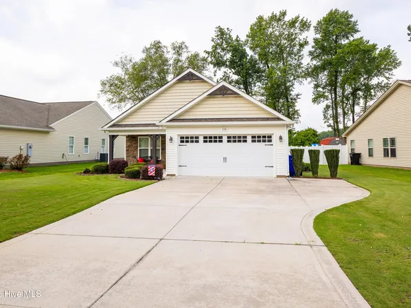 104 Cove Place, Clinton, NC 28328