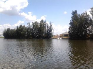 509 SW 3rd Ct, Cape Coral, FL 33991