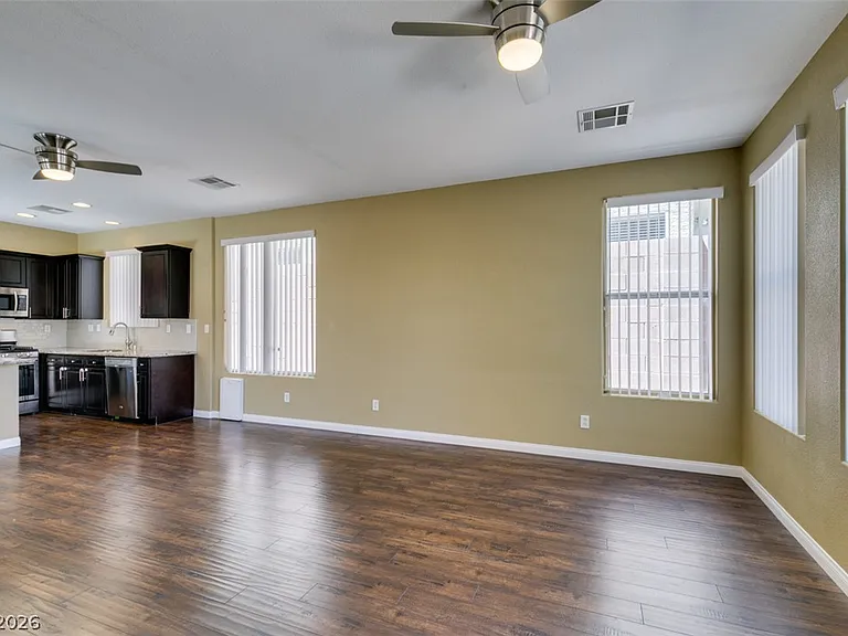 5928 Attavilla Dr — Photo 22