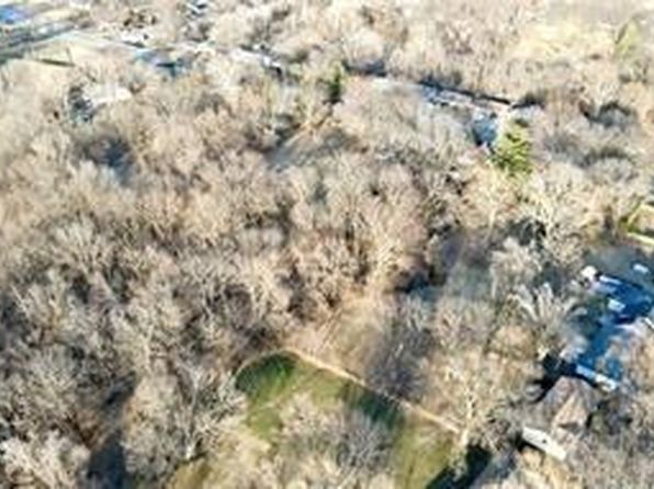1413 E Pacific Ave, Independence, MO 64050