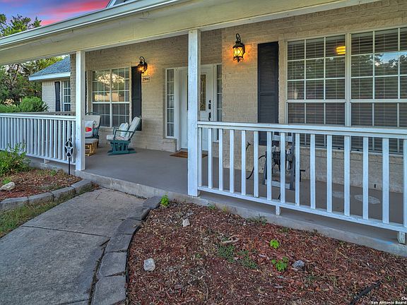 4th image of 25667 GREEN RIVER DR