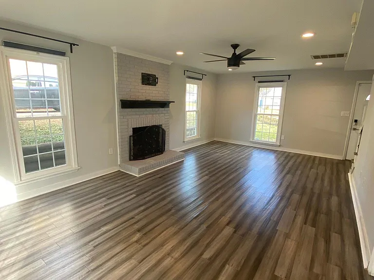 8232 Meadowdale Ln — Photo 22