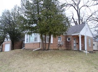 2301 Gideon Ave, Zion, IL 60099