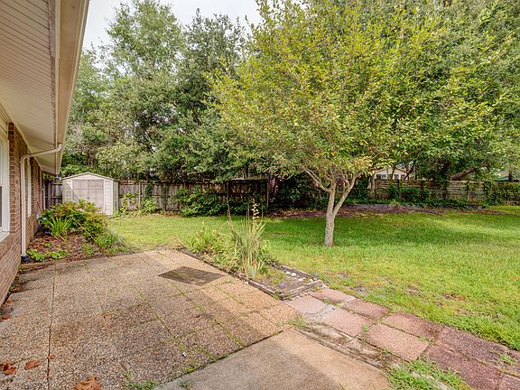 5th image of 3630 Saint Francis Dr