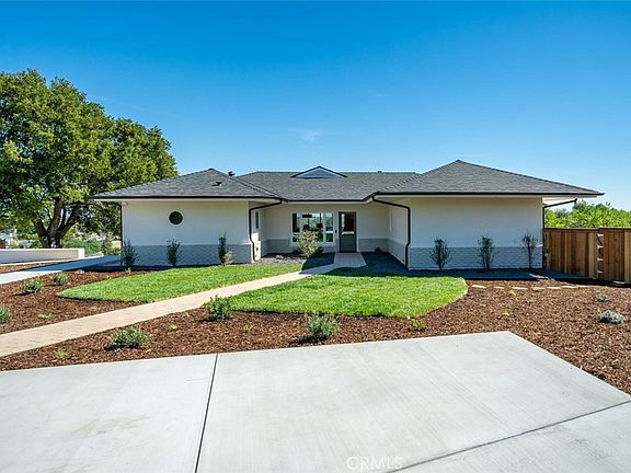 3rd image of 1026 Merry Hill Rd