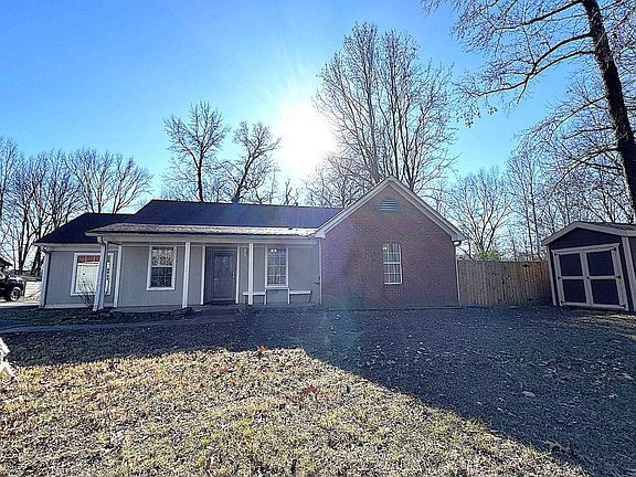 3rd image of 163 Kincaid Dr
