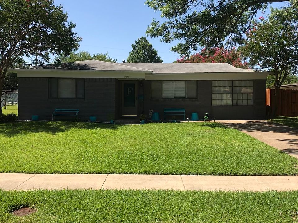 1st image of 722 Dranguet Cir