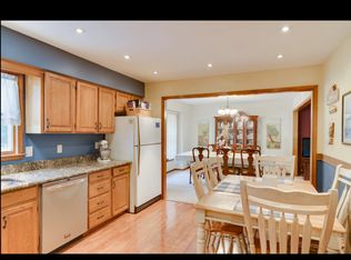 62 Longwood Dr, Hamilton, NJ 08620