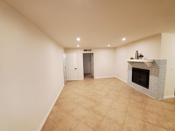 2nd image of 3647 S Jasmine Ave #104