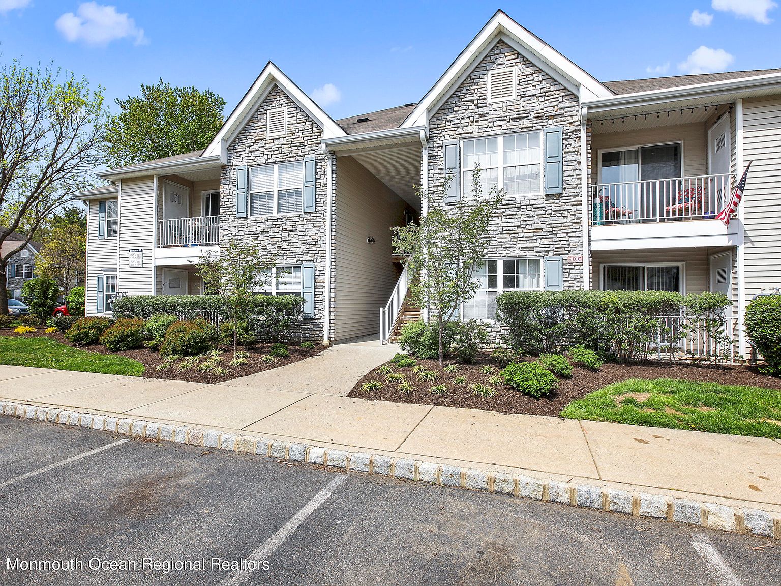 1201 Wedgewood Circle, Belford, NJ 07718 Zillow