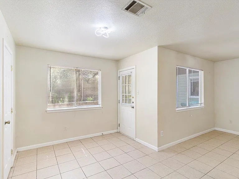 887 Sagewood Trl — Photo 7