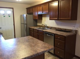 1884 Wrigley St, Ely, IA 52227