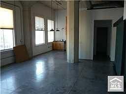 4th image of 115 W 4th St Unit 405
