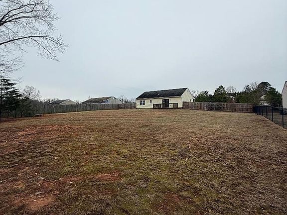 4th image of 265 Samson Way
