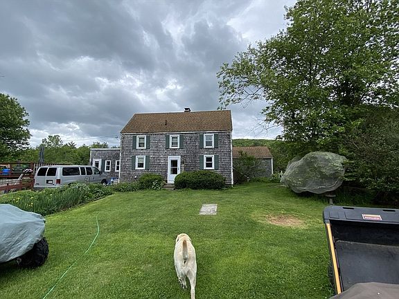 3rd image of 845 Town Farm Rd