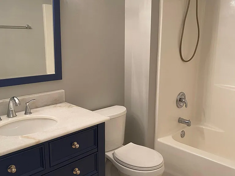 115 E Wedgwood Dr — Photo 18