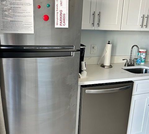 5th image of 625 N Waccamaw Dr #102