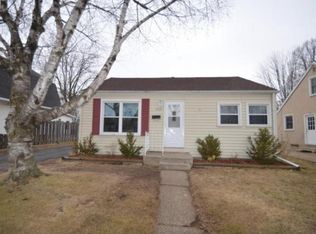 1728 10th Ave, Green Bay, WI 54304