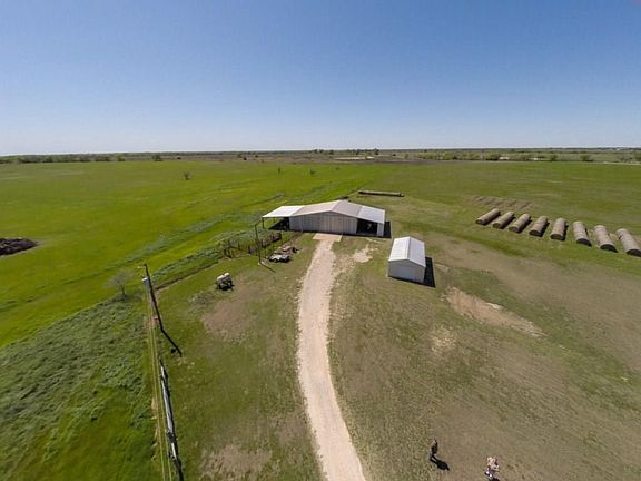 3rd image of 11100 County Road 107