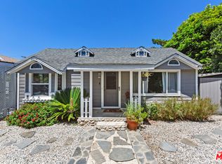 14143 Hatteras St, Sherman Oaks, CA 91401