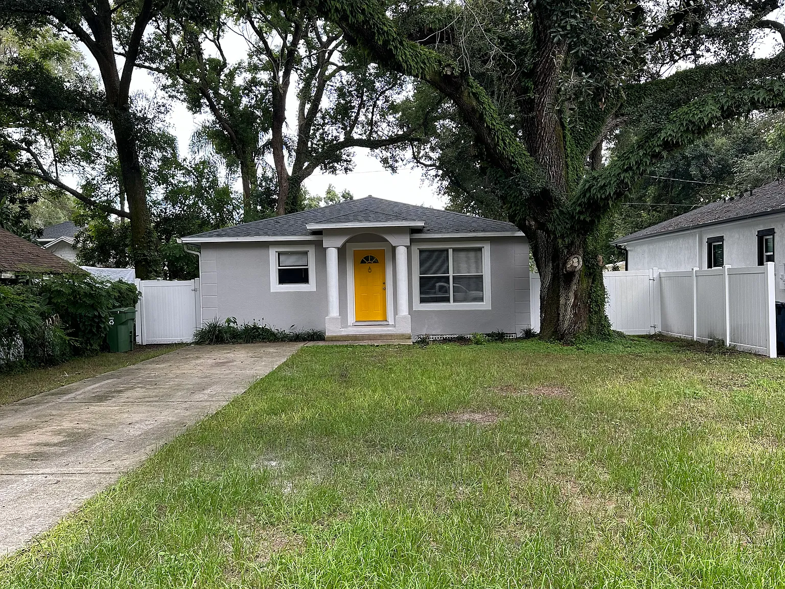3 bed, 1300 sqft, $2,500 — Photo 1