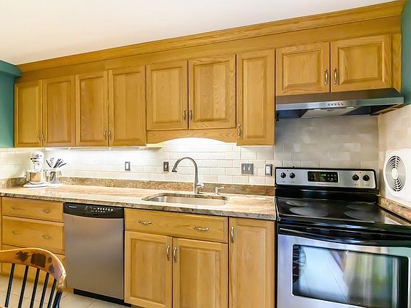 5th image of 70A Washington Park Dr APT 1