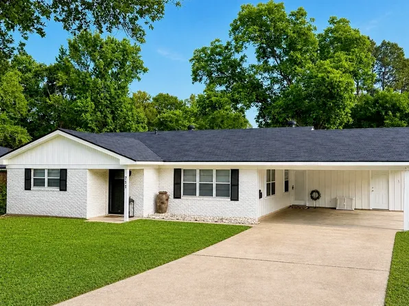 711 W Georgia Ave, Vivian, LA 71082