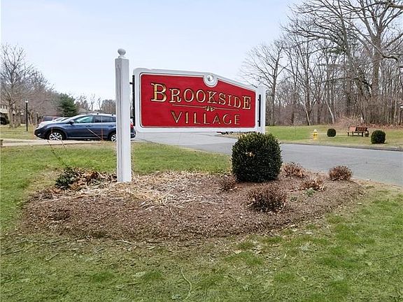 2nd image of 78 Brookside Vlg #78