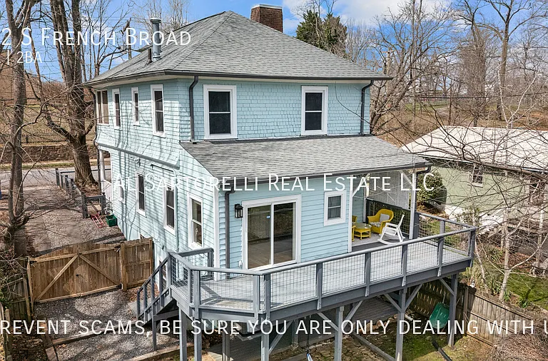 122 S French Broad Ave — Photo 29