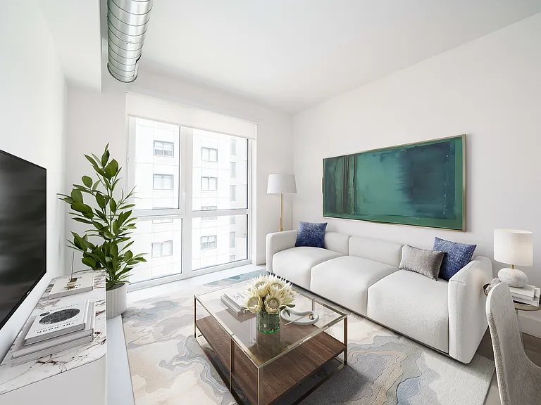 339 W 38th St #16E — Photo 1