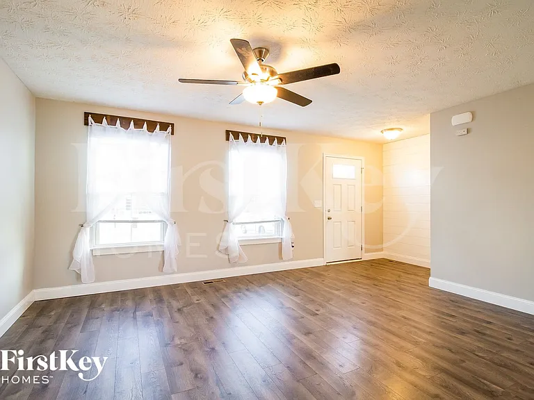 6156 Woodville Dr — Photo 3