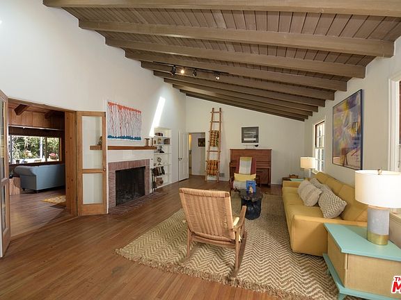 4th image of 10348 Haines Canyon Ave