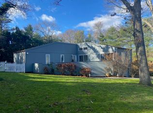 36 Rosewood Ct, Water Mill, NY 11976