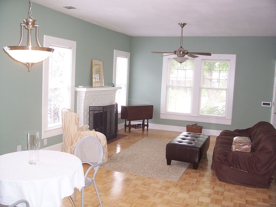2nd image of 246 Pershing Ave