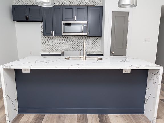 4th image of 2717 Clover St #11355951