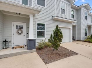 353 N Sand Palm Rd, Freeport, FL 32439