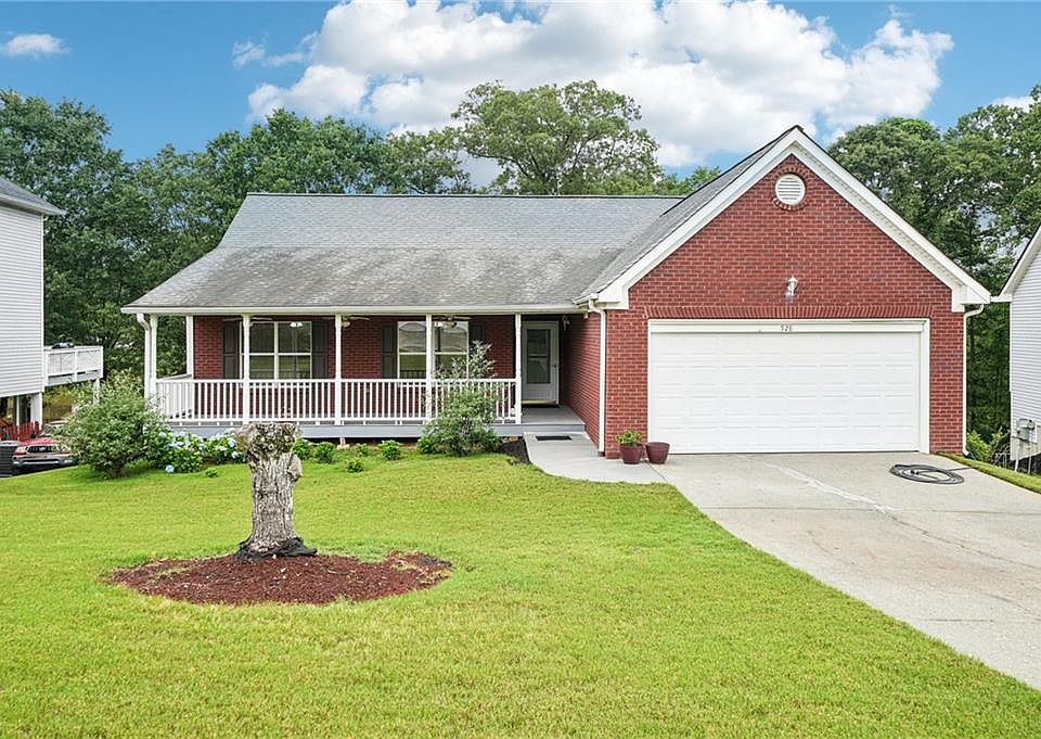 1st image of 528 Savannah Rose Way