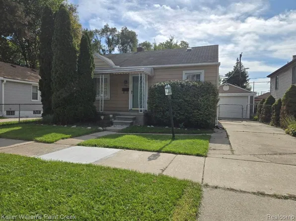 461 W Hayes Ave, Hazel Park, MI 48030