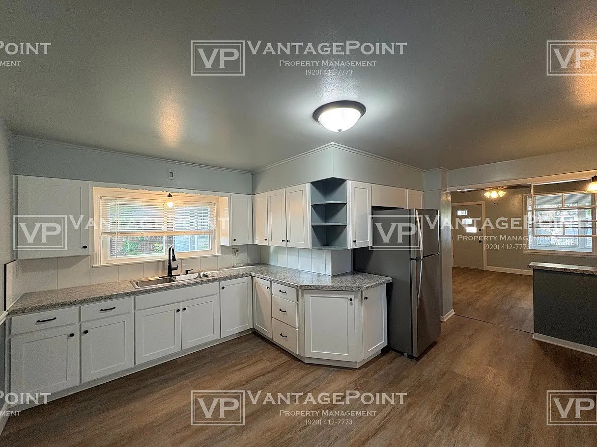 1034 Josephine Street - Lower — Photo 2