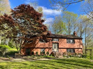 56 Beach Hill Rd, Trumbull, CT 06611