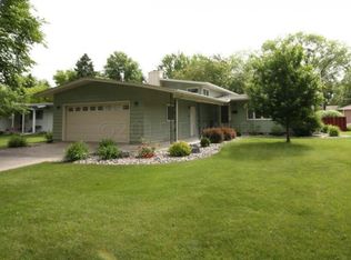 2308 11th St S, Fargo, ND 58103