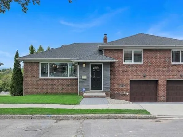 695 Center St, Ridgefield, NJ 07657